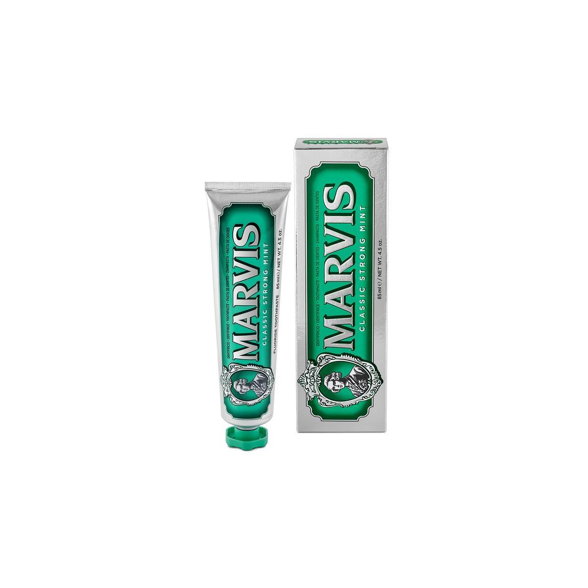 Toothpaste classic strong mint