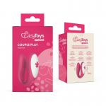 Couple play vibrerend